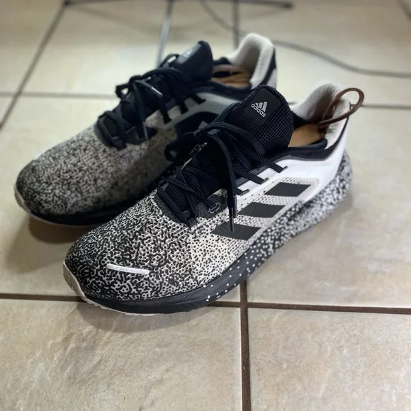 Adidas Mens Alphatorsion Running Shoes Black White FV6140 Lace Up Low Top 11 - Picture 8 of 11